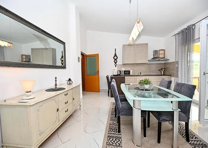 דירה Nikola 2 Ražanac